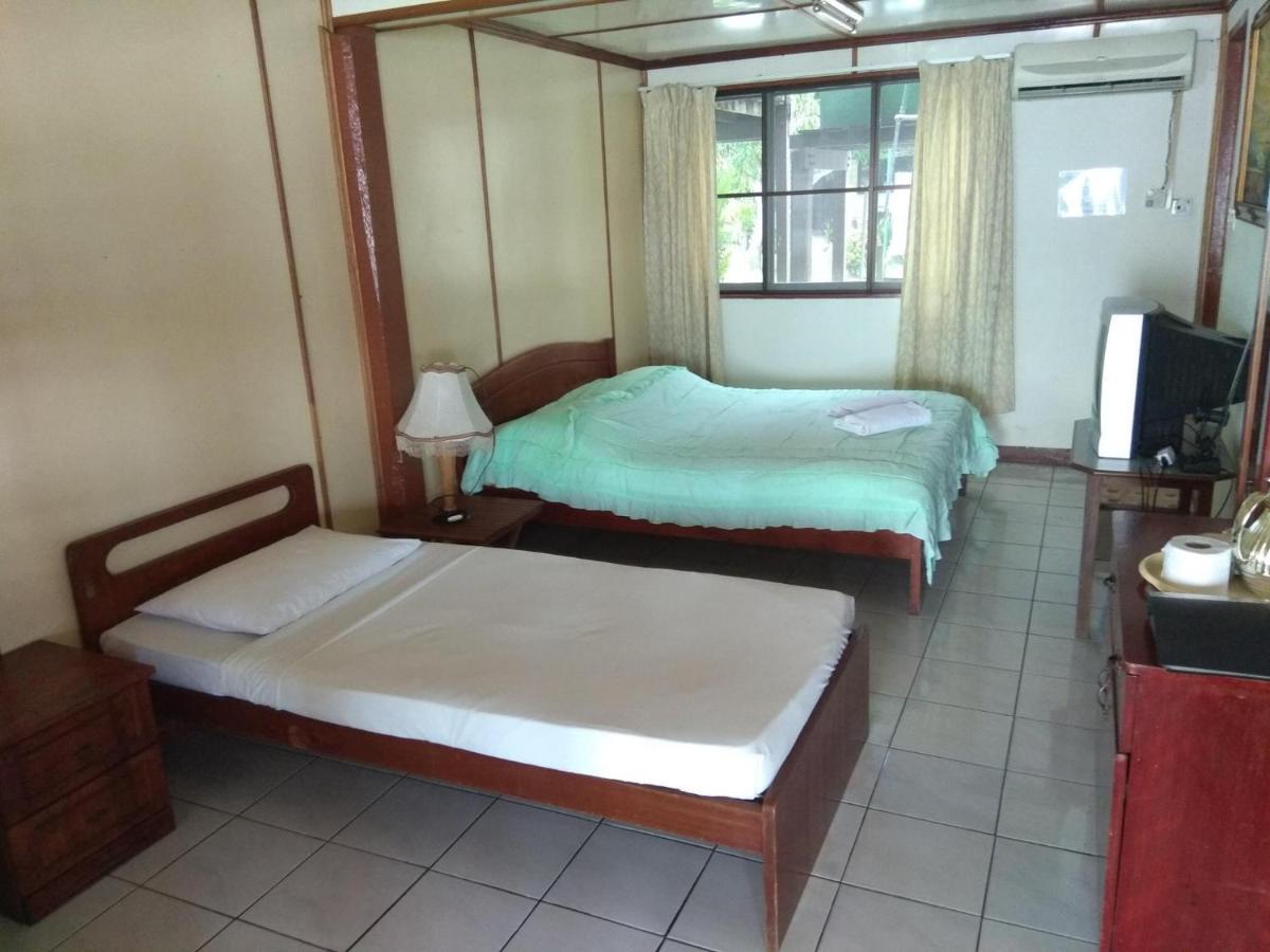 Seaside Travellers Inn Kinarut Zewnętrze zdjęcie