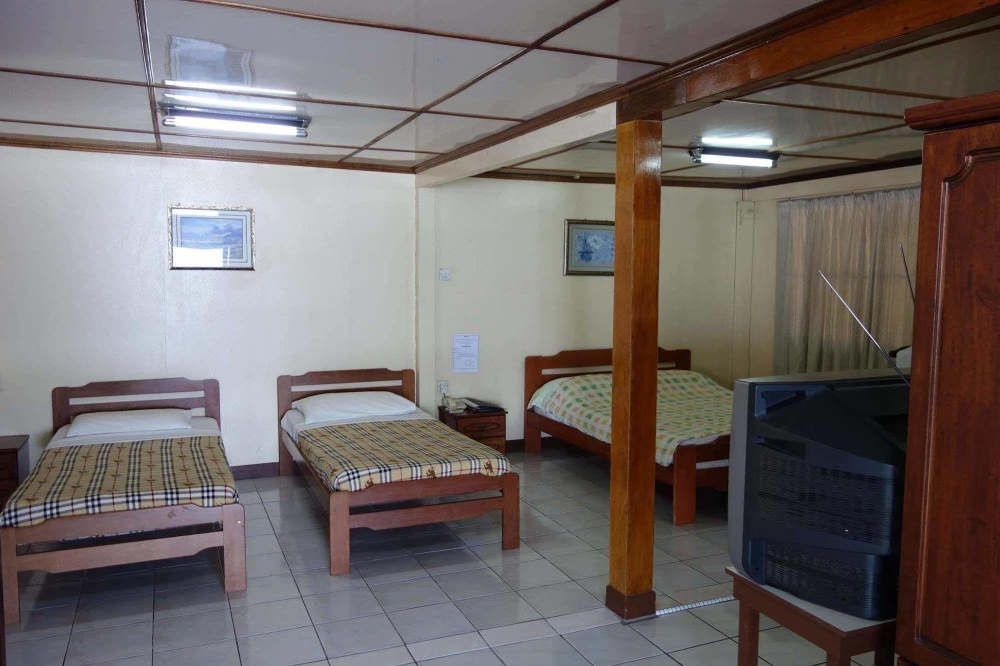 Seaside Travellers Inn Kinarut Zewnętrze zdjęcie